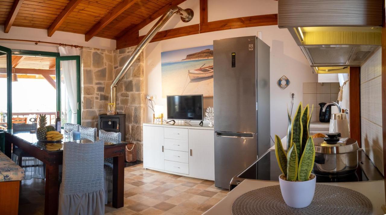 Mayia Sunset Sea Front House Heraklion *